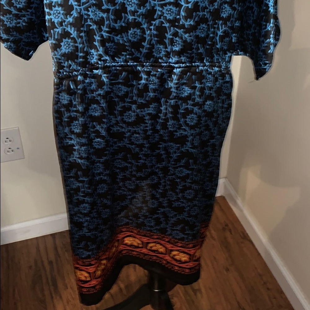 Dress - Picture 7 of 11